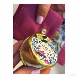 NEW Gucci Floral Design Compact Mirror With Pouch